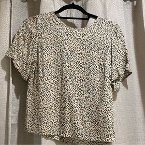 Abercrombie & Fitch top